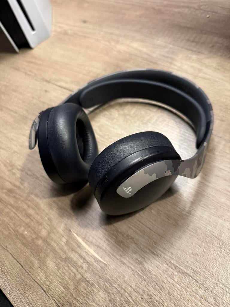 Sony PlayStation Pulse 3D gaming headset, Computers en Software, Headsets, Ophalen of Verzenden, Zo goed als nieuw