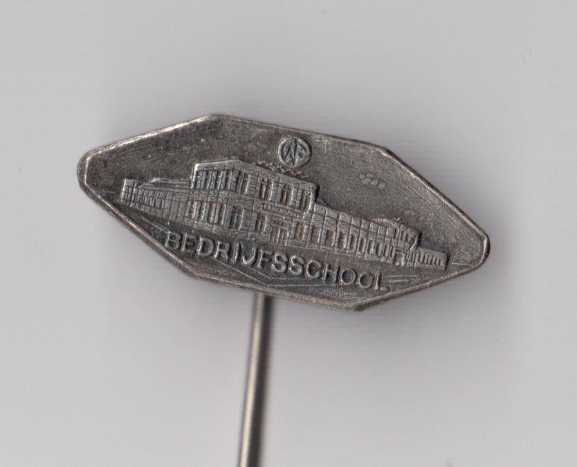 Scheepvaart Wilton Feyenoord Bedrijfsschool speldje, Gebruikt, Niet vindbaar, Niet vindbaar, Speldje of Pin