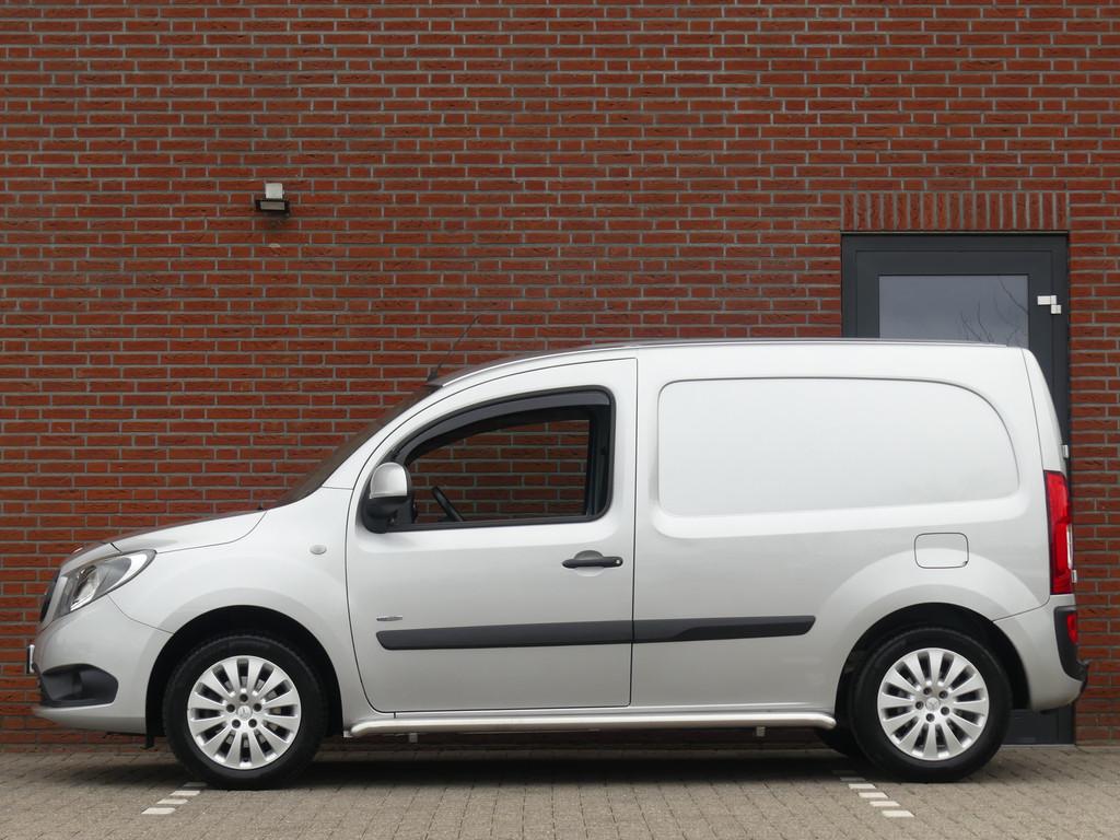Mercedes-Benz Citan 109 CDI Lang Trekhaak/PDC/Navigatie, Voorwielaandrijving, Euro 5, Gebruikt, 4 cilinders