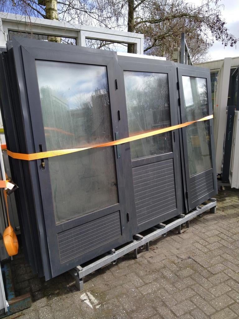 Dubbele garage deuren, Ophalen, Garagedeur, 120 cm of meer, 215 cm of meer