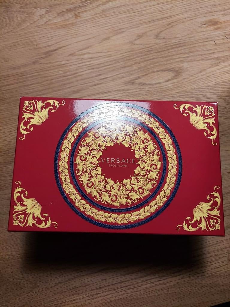 Versace Eros Flame doos, Ophalen of Verzenden, Nieuw