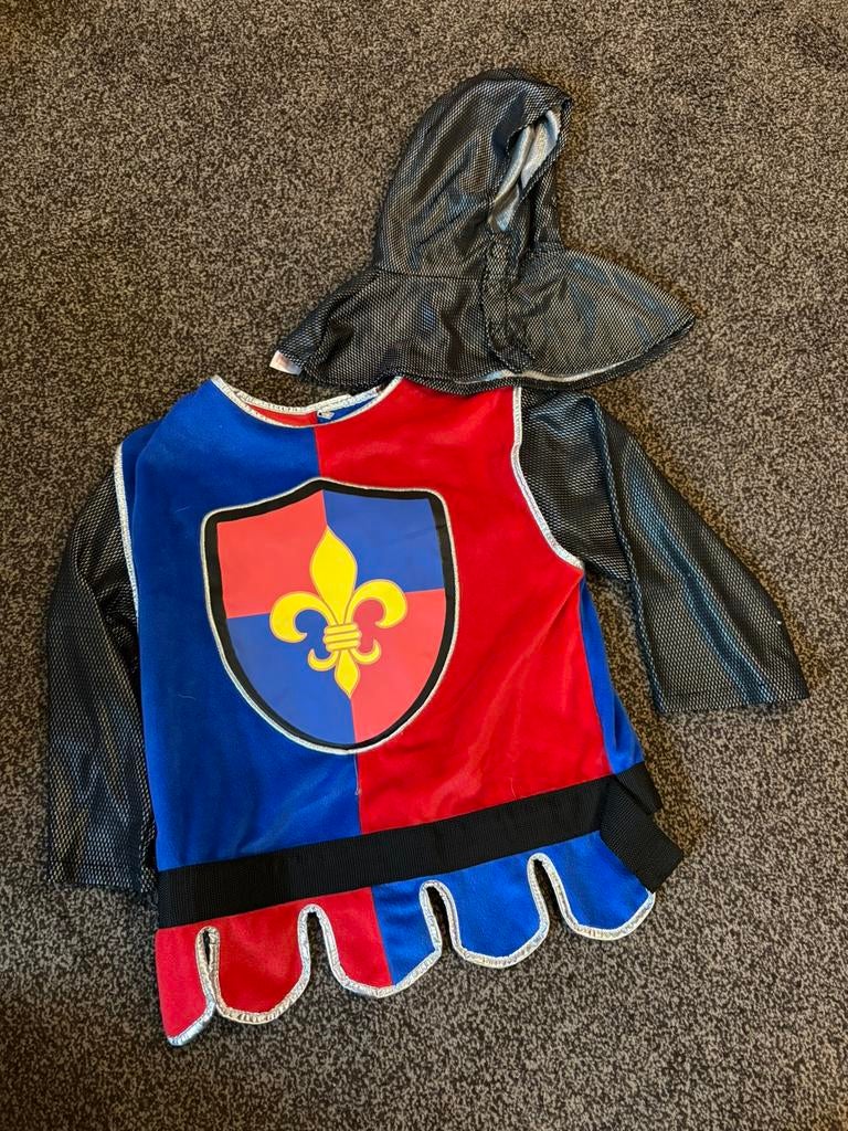 Kostuum Ridder jasje mey muts. 3-6 jaar, Ophalen of Verzenden, Zo goed als nieuw, Jongen of Meisje