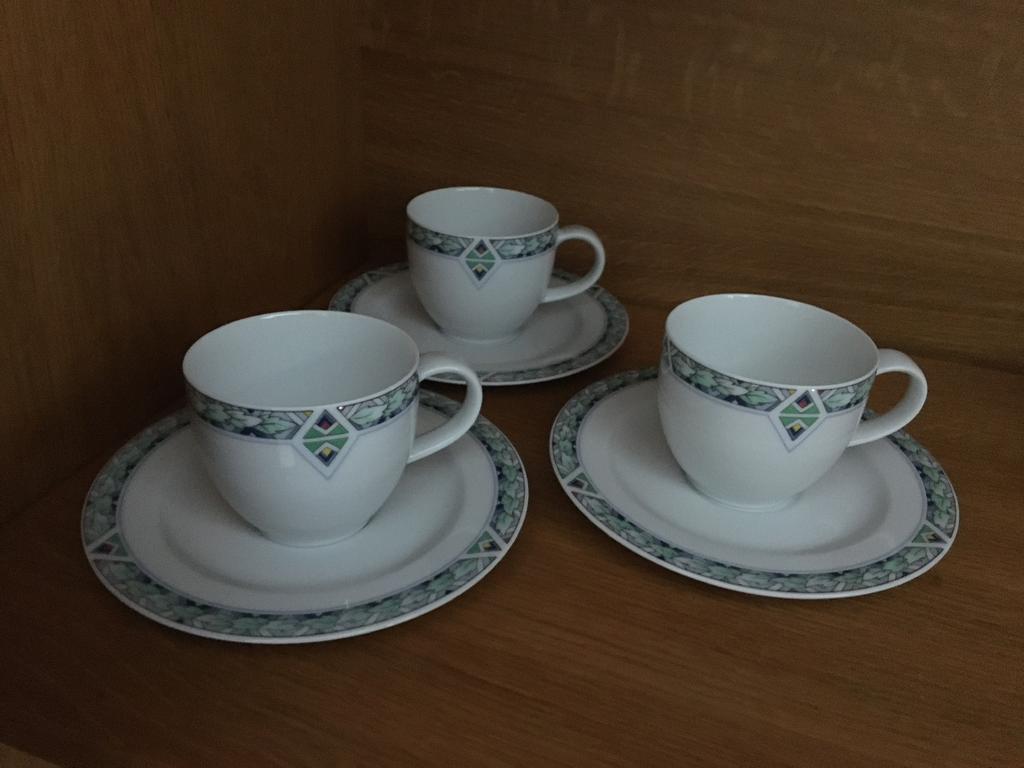 Arzberg merison servies 65 delig 12 personen, Ophalen, Zo goed als nieuw, Porselein, Overige stijlen