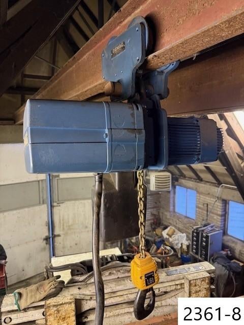 1300. Kettingtakel / Kraanbaan / Takel / Bovenloopkraan, Ophalen, Gebruikt