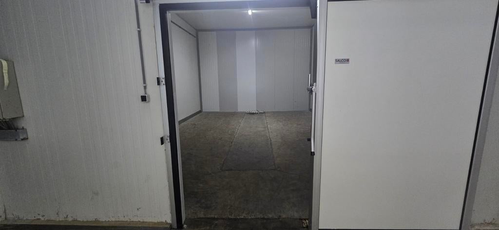 Opslagruimte / Stalling 110m² - Camper, Boot, Voertuig, Dieren en Toebehoren