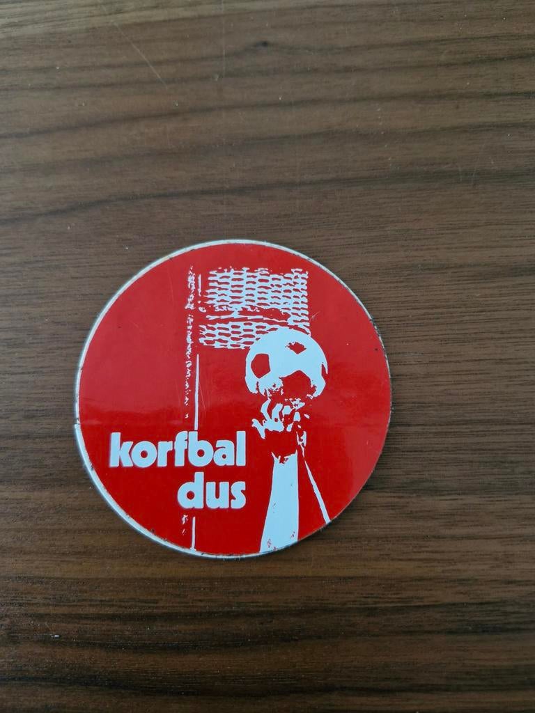 5067 Korfbal Sticker - Korfbal dus!, Ophalen of Verzenden, Gebruikt, Overige typen
