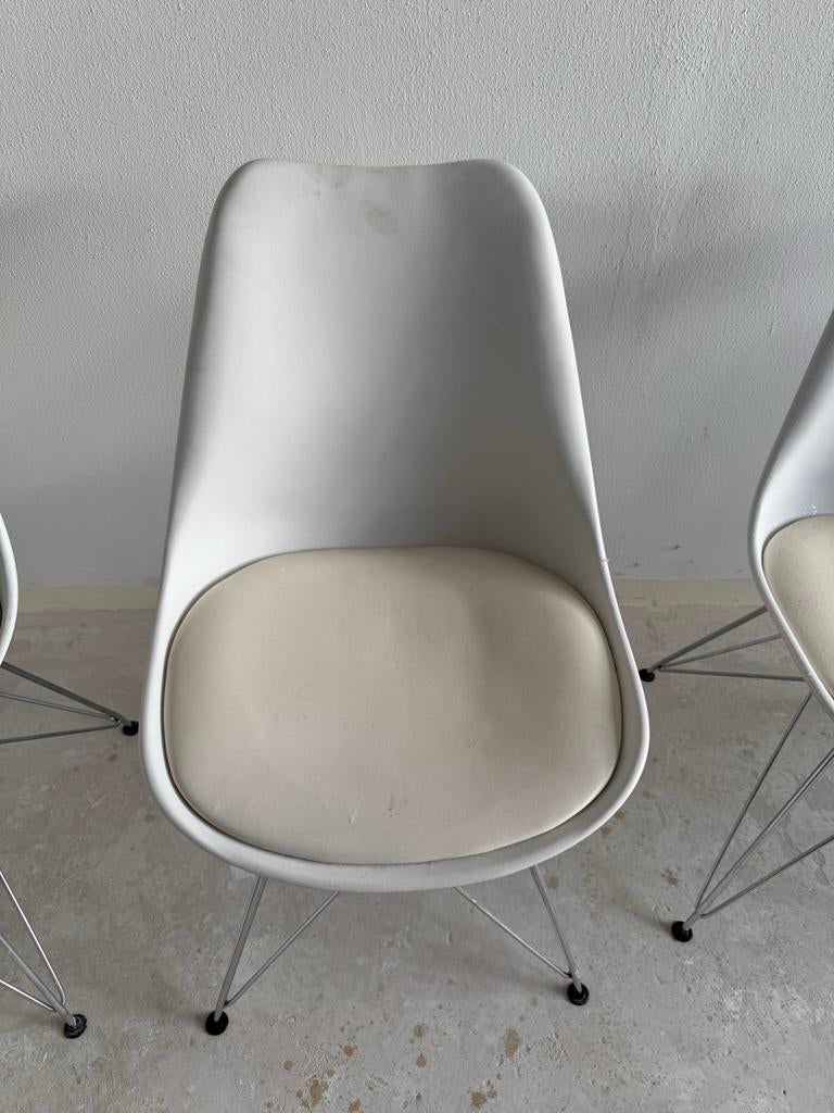 Witte Eames Stoel - Design Klassieker, Ophalen, Kunststof, Gebruikt, Wit