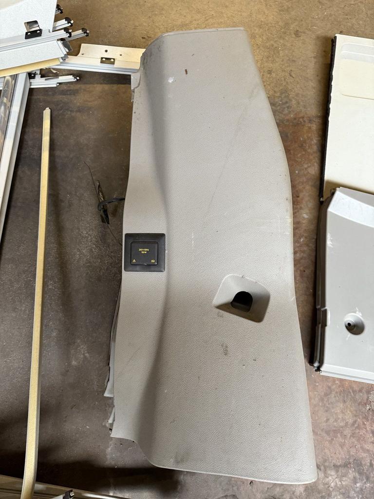 Volkswagen T5 T6 California B-Style Links 7H7867291, Gebruikt, -, Volkswagen, -