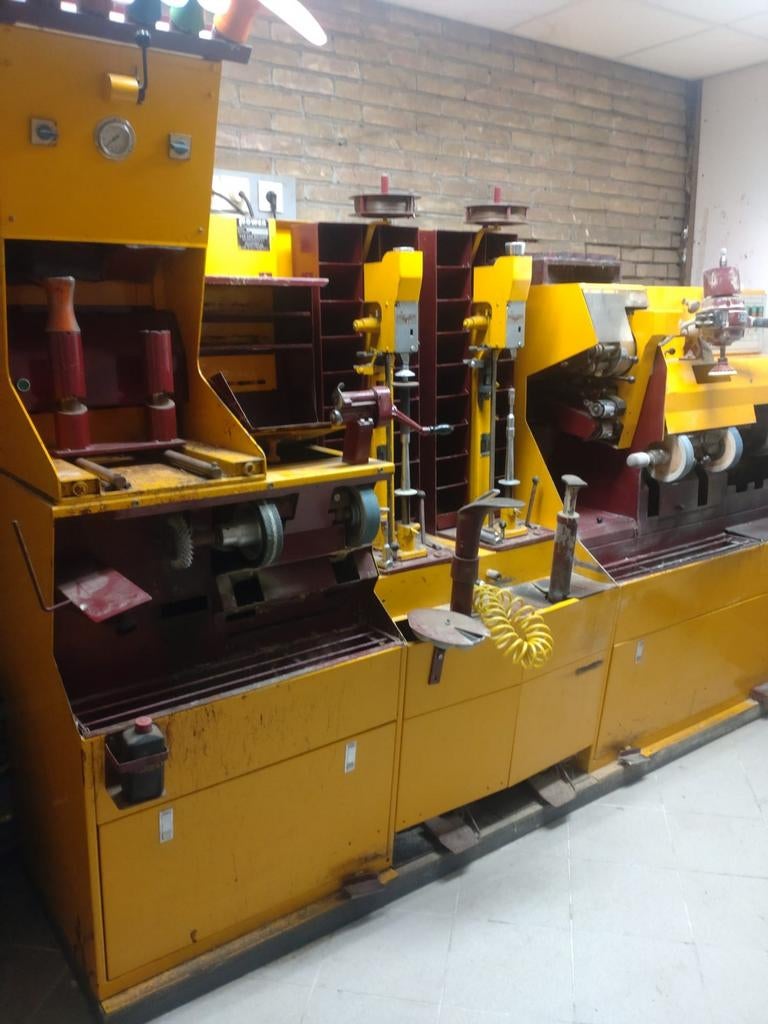 POWERUNIT Schoenmaker machine + Autosoler, Ophalen of Verzenden, Zo goed als nieuw, 1200 watt of meer, Bandschuurmachine