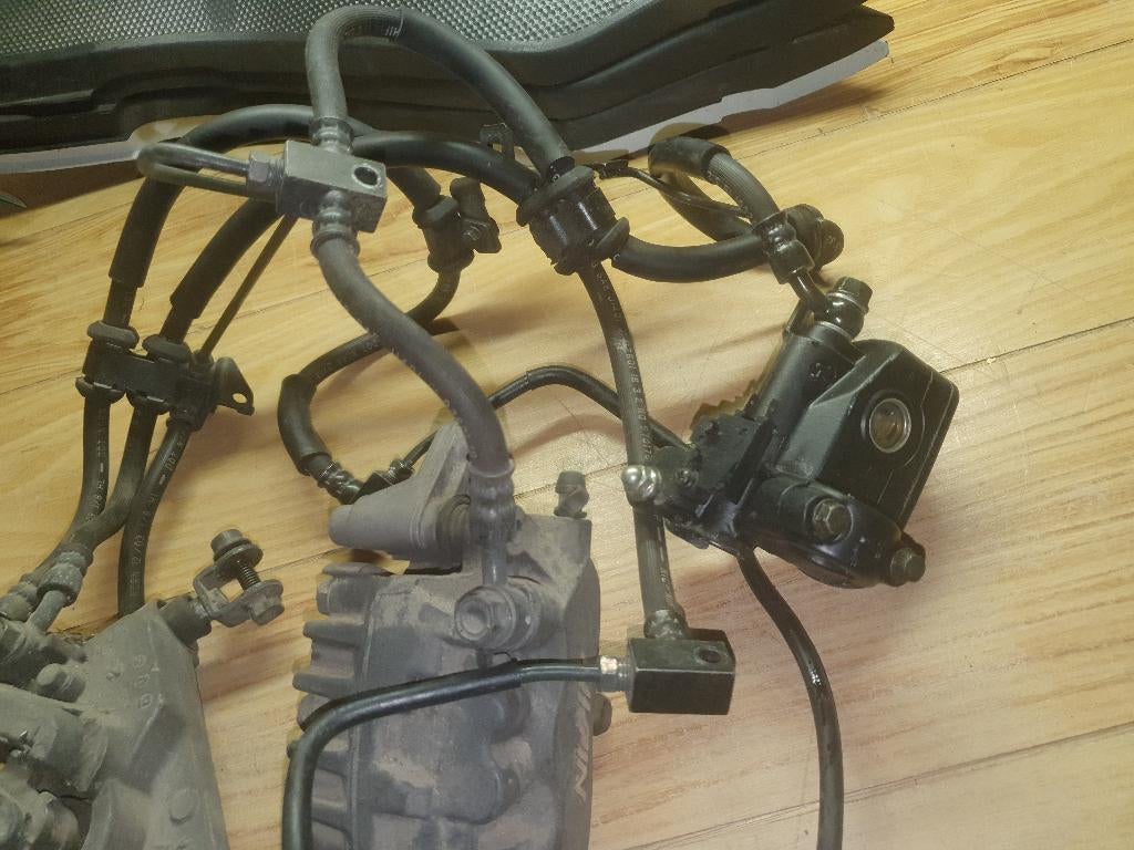 vfr 800 voorste remcirquit, Ophalen of Verzenden, Gebruikt