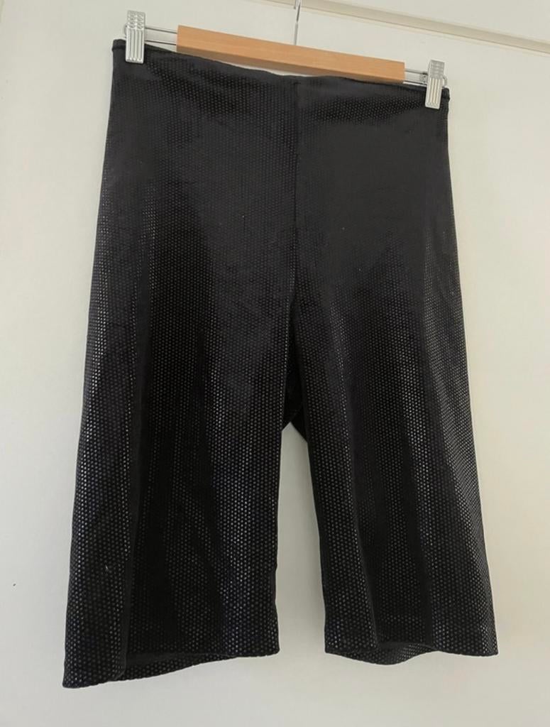 Kort Fietsbroekje Legging - Bershka Maat S, Kort, Zwart, Ophalen of Verzenden, Zo goed als nieuw