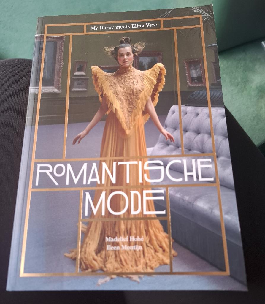 Romantische mode Mr Darcy meets Eline Veere, Madelief Hohe, Nieuw, Ophalen of Verzenden, Mode algemeen