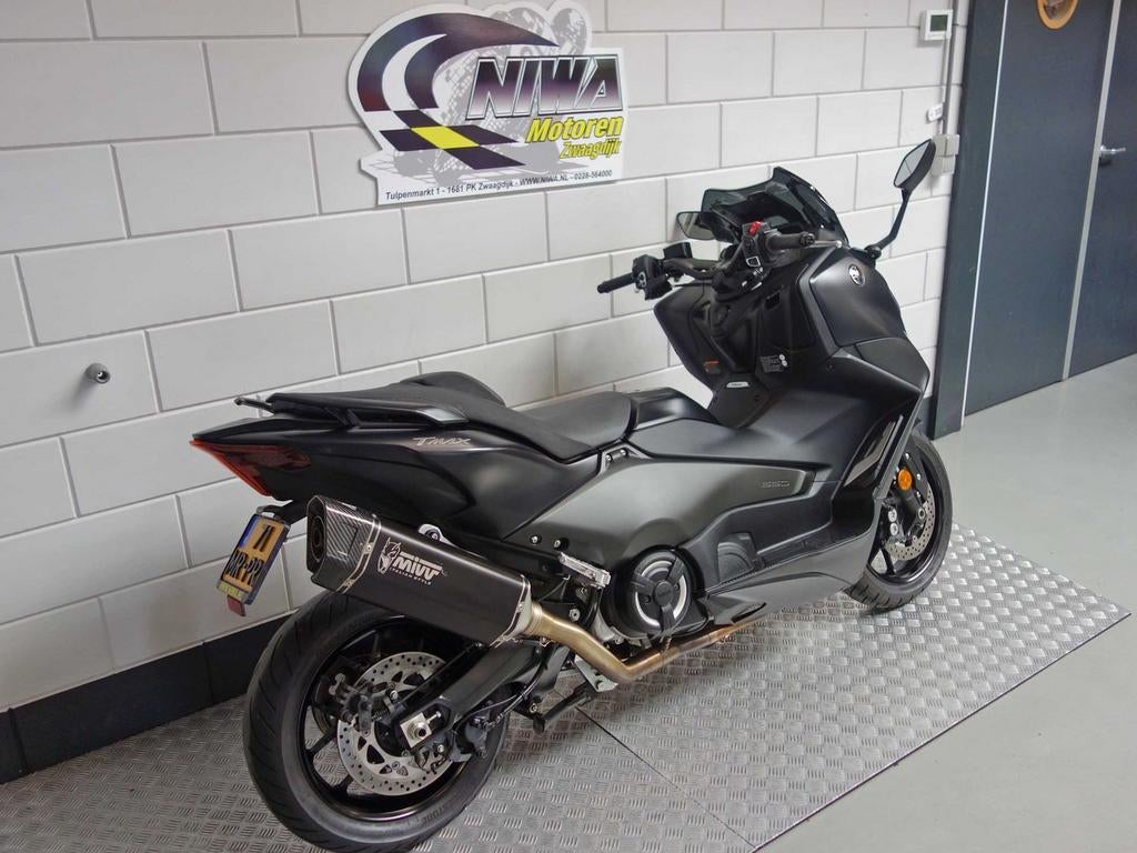 YAMAHA TMAX 560 (bj 2022) - foto 3