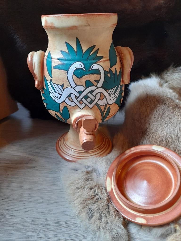 Handbeschilderd keltisch drankvaatje, Ophalen of Verzenden, Gebruikt