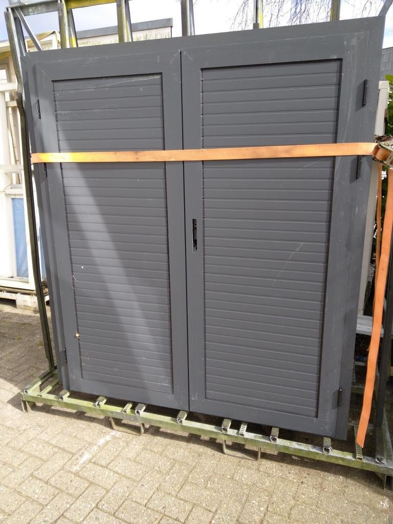 Dubbele garage deuren, Ophalen, Garagedeur, 120 cm of meer, 215 cm of meer