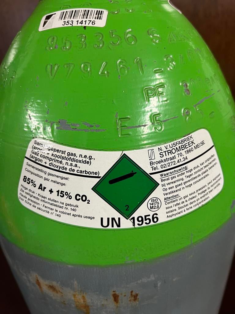 Volle Gasfles 45L - Menggas, Ophalen