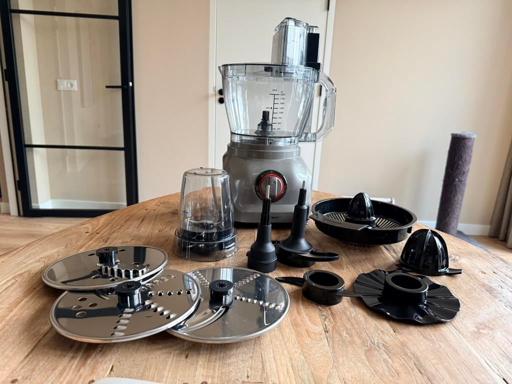 Multifunctionele keukenmachine / foodprocessor Silvercrest, 1 tot 2 liter, Ophalen of Verzenden, Zo goed als nieuw, 2 snelheden