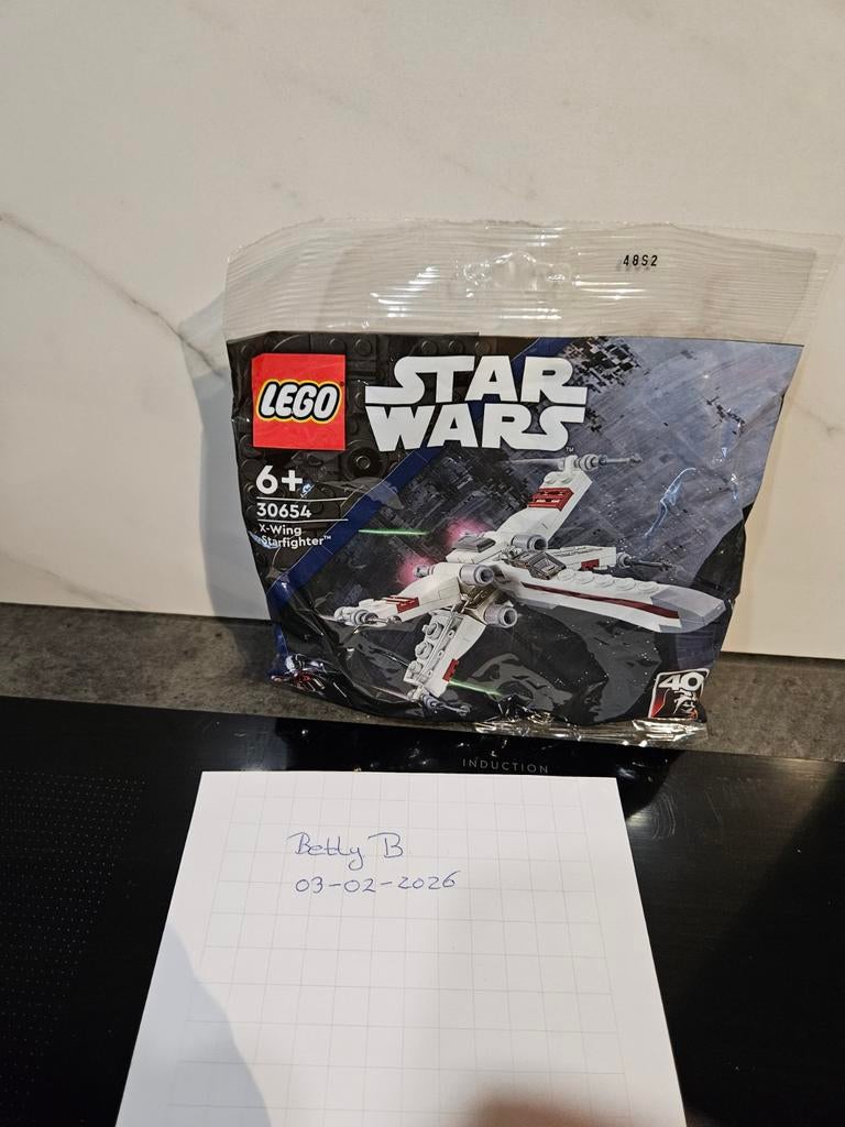 Lego  30654, Ophalen, Actiefiguurtje