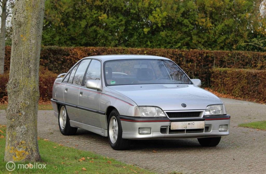 Icoon! |Opel Omega 3.0i 3000 | 1987 | Inruil mogelijk., Auto's, Oldtimers, Achterwielaandrijving, Metallic lak, 2969 cc, 156 pk