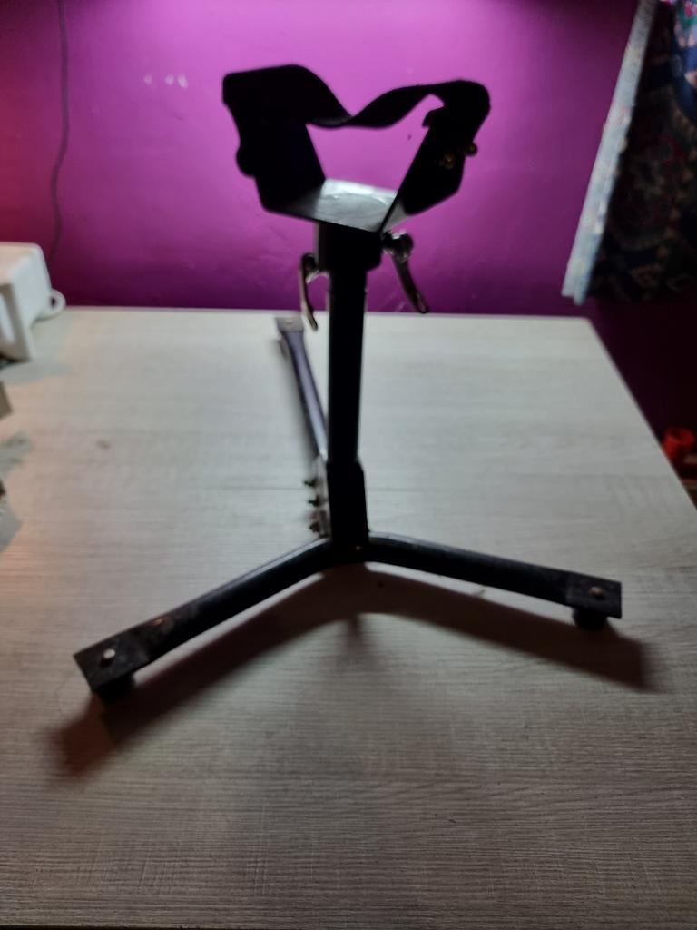 Hoefbok, Ophalen of Verzenden, Zo goed als nieuw