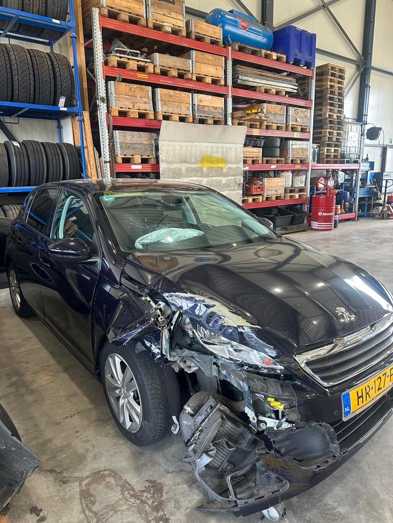 Peugeot 308 1.6 met schade, rijdend te koop!, Auto diversen, Ophalen, Blauw, 16 cc, Hatchback