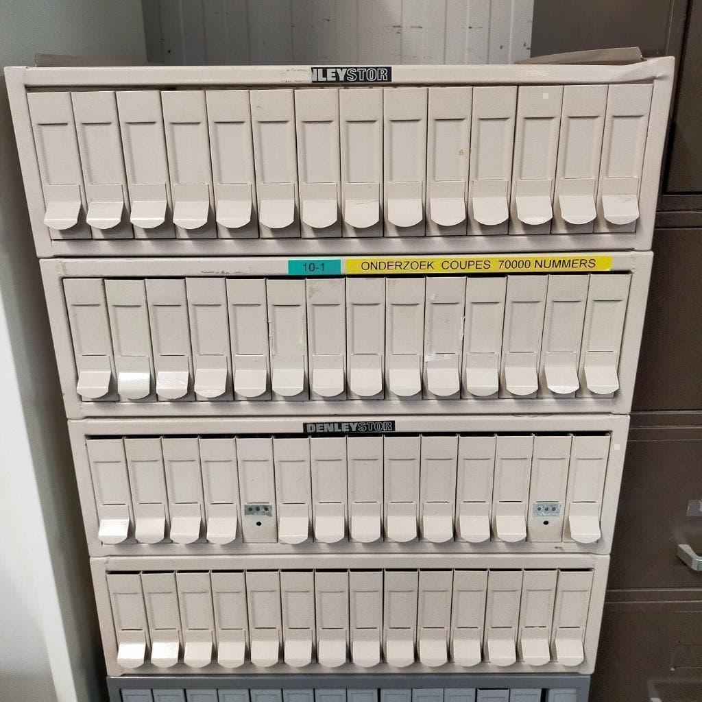 Vintage ladekast met 4x 14 kleine laadjes voor opslag dia`s