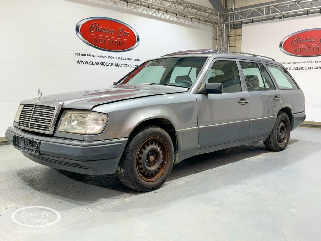 Mercedes-benz 230 TE  - ONLINE AUCTION, Mercedes-Benz, Bedrijf, Handgeschakeld, Zilver of Grijs
