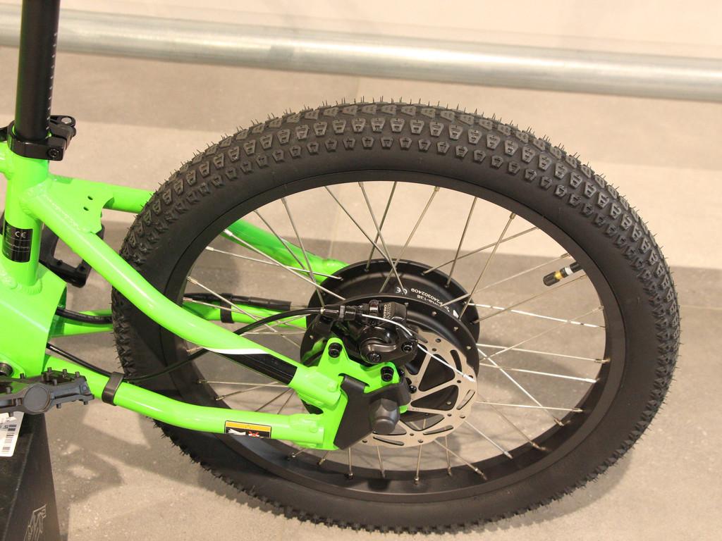 Kawasaki ELEKTRODE 20 (bj 2025) - foto 3