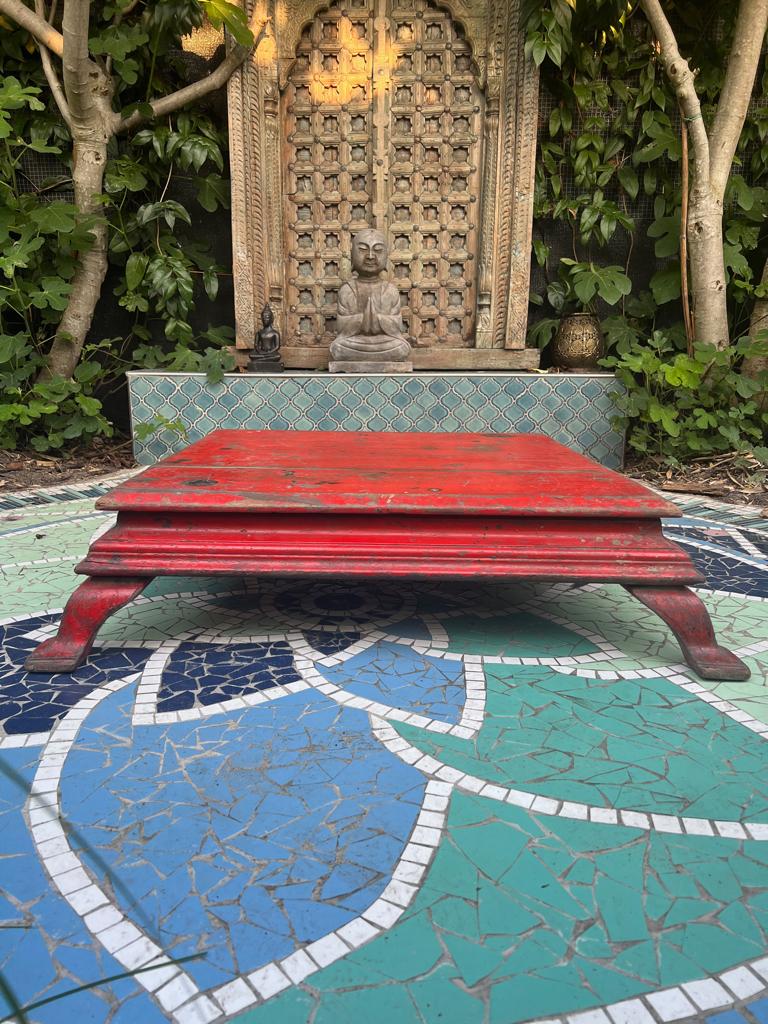 India salontafel oude bajot tafel Indiase rood, Ophalen of Verzenden