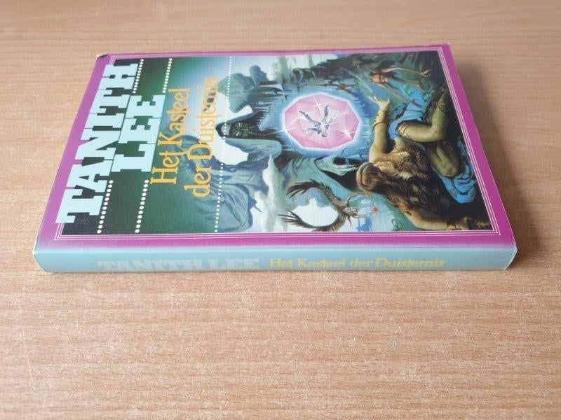 Tanith Lee - Het Kasteel der Duisternis, Ophalen of Verzenden, Gelezen, Tanith Lee