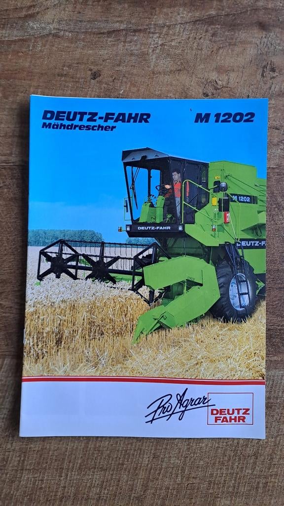 Folder DEUTZ FAHR Maaidorser M 1202 combine, Ophalen of Verzenden, Zo goed als nieuw, Folder