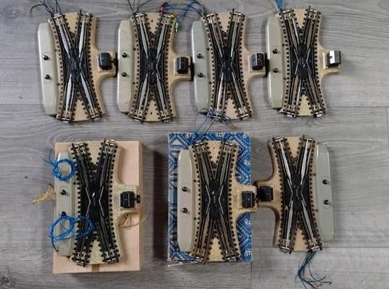 7x Märklin 3600 elektrische wissels, deels in OVP, Hobby en Vrije tijd, Modeltreinen | H0, Wisselstroom, Gebruikt, Rails, Ophalen of Verzenden