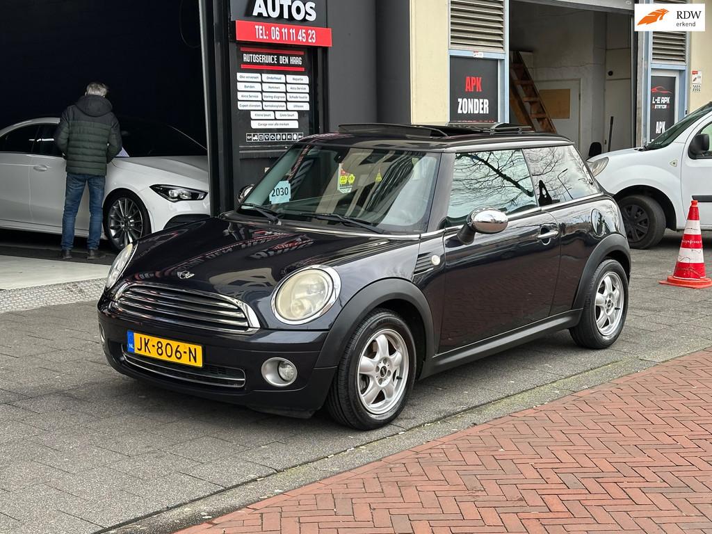 Mini Mini 1.6 Cooper Pepper Clima Pano, Voorwielaandrijving, Stof, Gebruikt, 750 kg