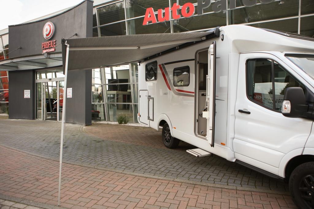 Bürstner BT6914 Lineo T 690 | Automaat | Dakairco | Luifel, Automaat, Airbags, Ringverwarming, Info@autoparcours.nl