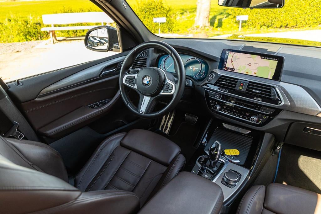 BMW X3 SDrive20i High Executive M-Sport I Panoramadak I Adap, Auto's, Automaat, Achterwielaandrijving, Euro 6, 4 cilinders