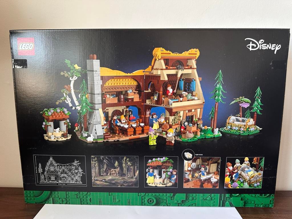 LEGO Disney Sneeuwwitje en de Zeven Dwergen Huis 43242, Ophalen of Verzenden, Nieuw, Overige merken