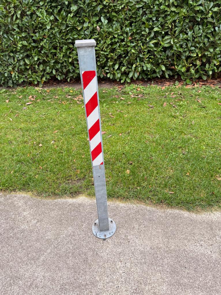 Koker paal, Doe-het-zelf en Verbouw, Ophalen, Zo goed als nieuw, IJzer