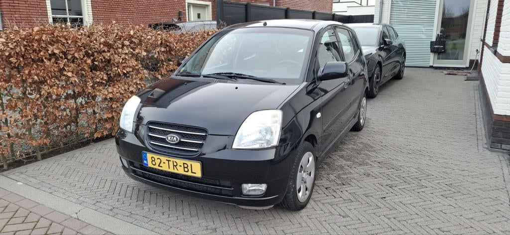 Kia Picanto 2007 ZWART/AIRCO/106.000 KM/ELEK RAMEN/APK 2027, Auto's, Kia, Voorwielaandrijving, 836 kg, 4 cilinders, 400 kg