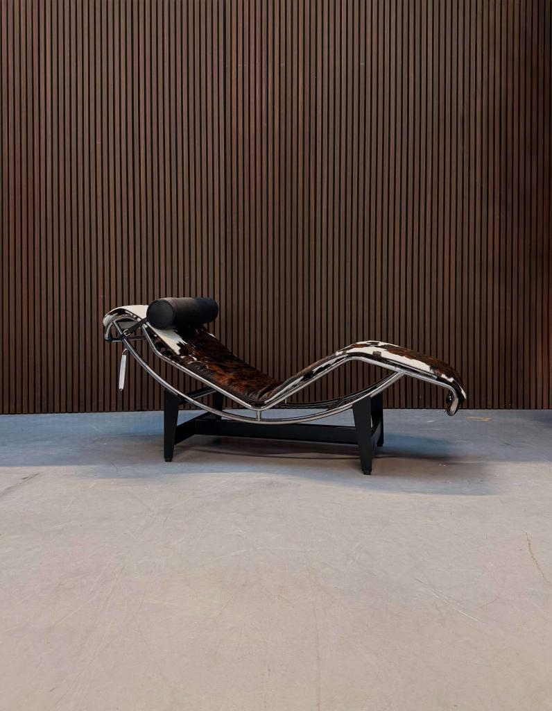 Cassina4 Chaise longue à réglage continu