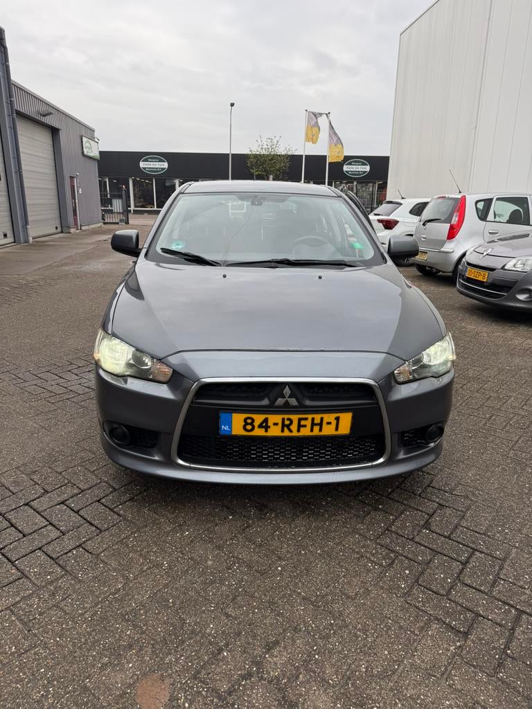 Mitsubishi Lancer 1.6 Cleartec Sportback 2011 Grijs, Auto's, Voorwielaandrijving, 4 cilinders, 1590 cc, Origineel Nederlands
