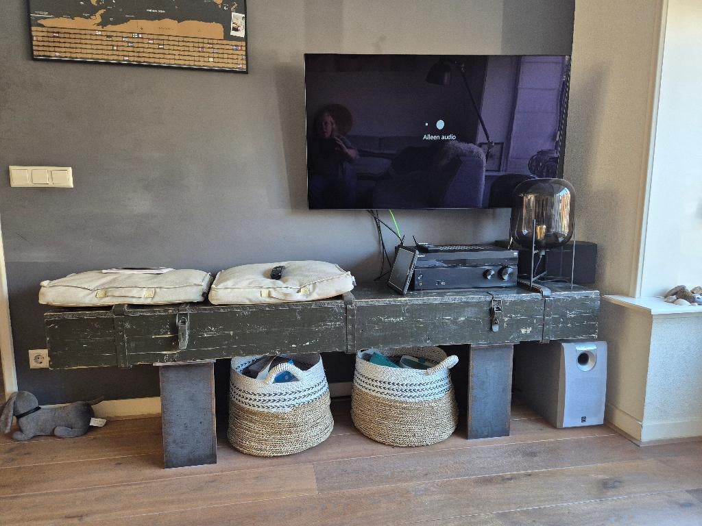 Dressoir/ televisiekast van oude legerkist, Ophalen, Gebruikt, Met klep(pen), 200 cm of meer