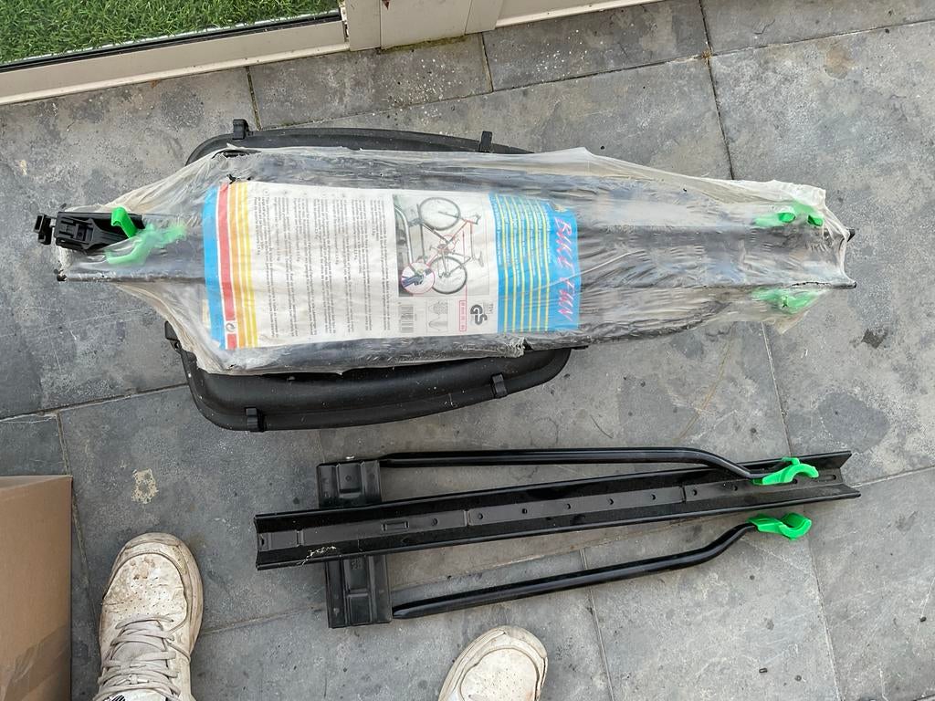 Nieuwe fietsendrager in verpakking, Ophalen of Verzenden, Nieuw, Dakdrager
