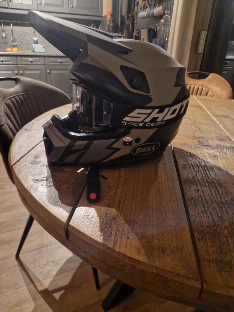 Bell Crosshelm Maat M - Offroad Motorhelm, Motoren, Kleding | Motorhelmen, Overige merken, M, Offroadhelm, Ophalen of Verzenden