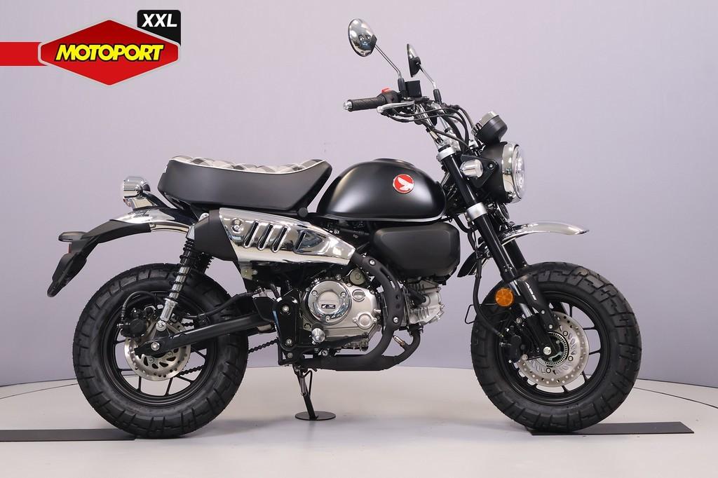 Honda Monkey 125, Bedrijf, Naked bike