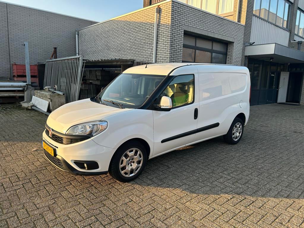 Fiat Doblo Cargo GB 1.6 MJ 105pk L2h1 Maxi 2017, Auto's, Voorwielaandrijving, Stof, 4 cilinders, Wit