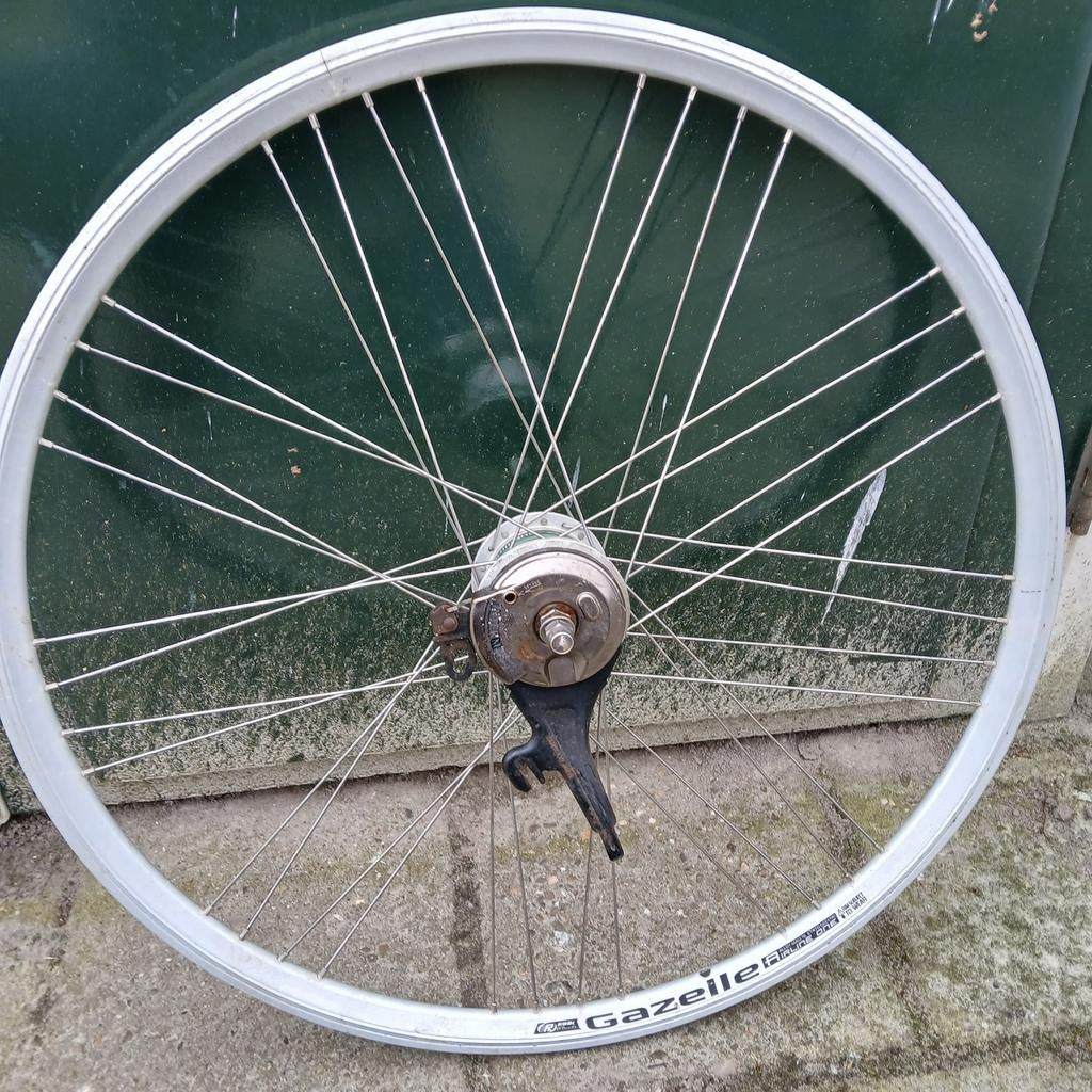 Voorwiel Gazelle 28" met naafdynamo, Ophalen, Gebruikt, Gazelle, Aluminium