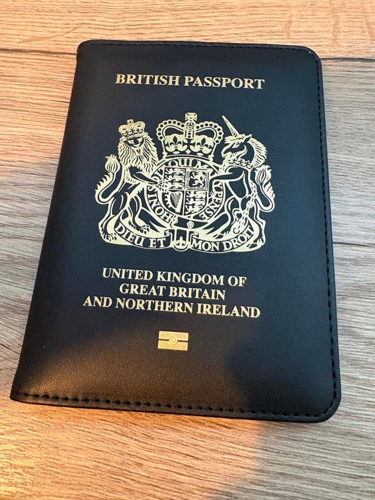 Zwarte paspoorthoes 'British Passport' - Nieuw, Ophalen of Verzenden, Nieuw, Zwart