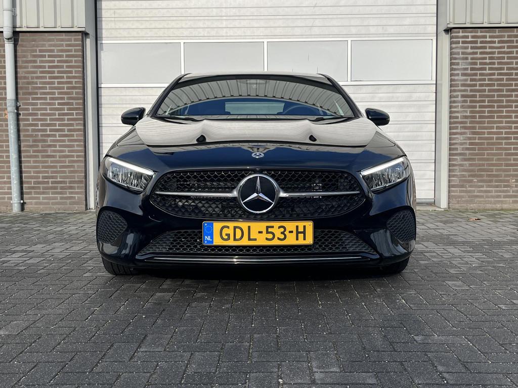 Mercedes-Benz A-klasse 180 Star Edition Luxury | Panoramadak, Zwart, Origineel Nederlands, Bedrijf, A-Klasse