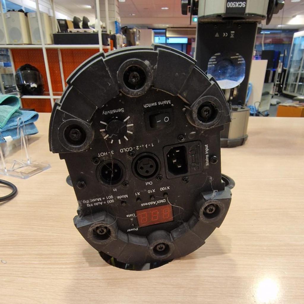 set van 2 Martin Mania SCX500 lampen, Flex Ltd., Zo goed als nieuw, https://flex.com/contact-us, Nobelstraat 10, 5807 GA Oostrum LB, Limburg, Nederland