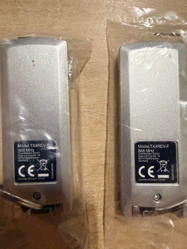 Chamberlain handzenders TX4REV-F en draadloze drukknop, Ophalen of Verzenden, Nieuw